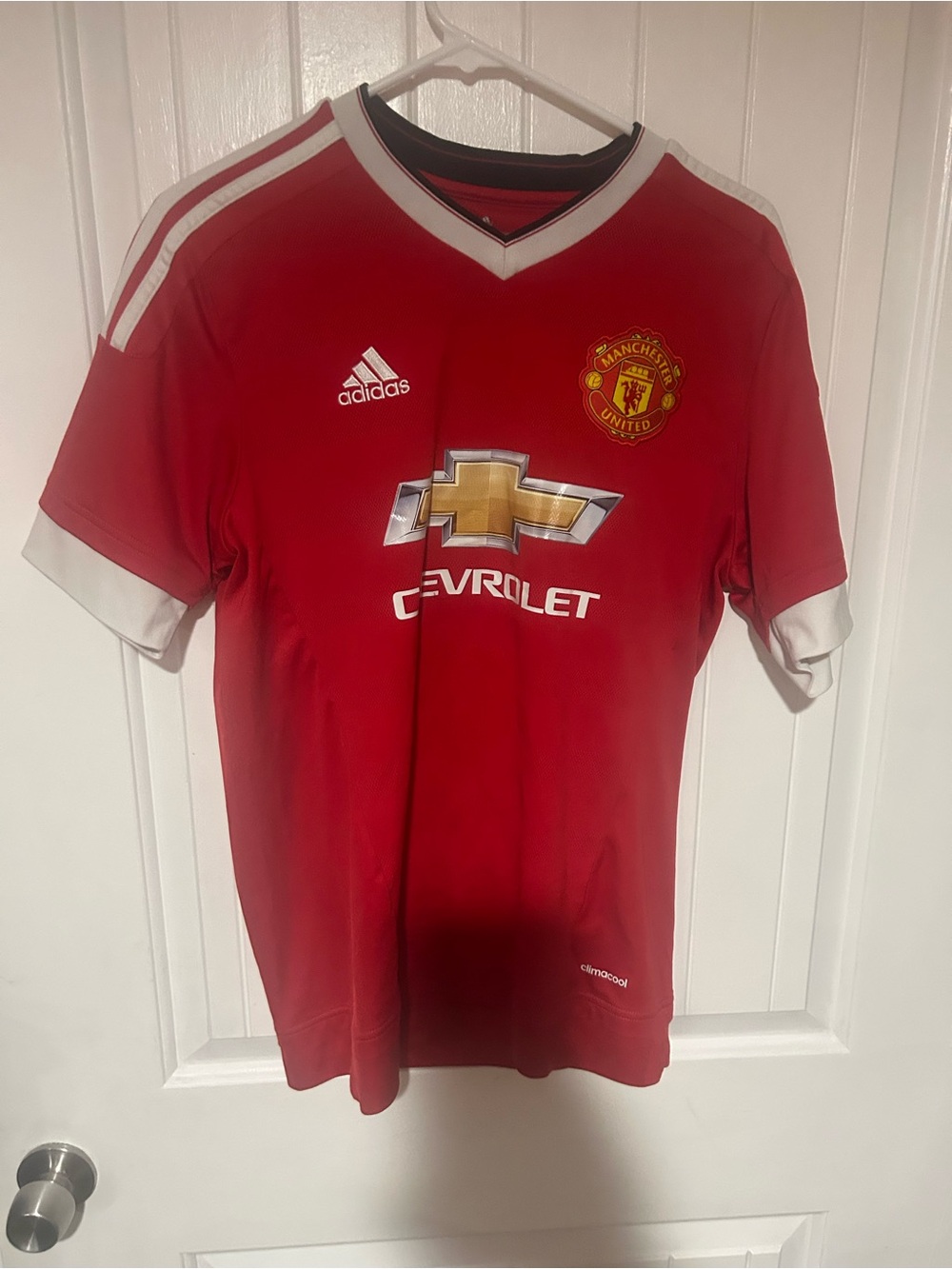 adidas Manchester United Red Short-Sleeve Football Jersey with White Trim